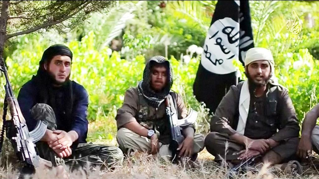 ISIS contatta Corrado Carattoni: “Scriva un pezzo per&nbsp;noi”