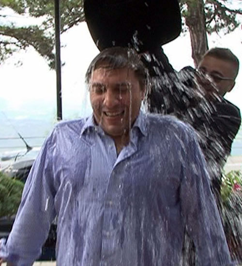 Caos Fondiss. Il Segretario Mussoni si getta un altro secchio d’acqua in testa per chiarirsi le idee