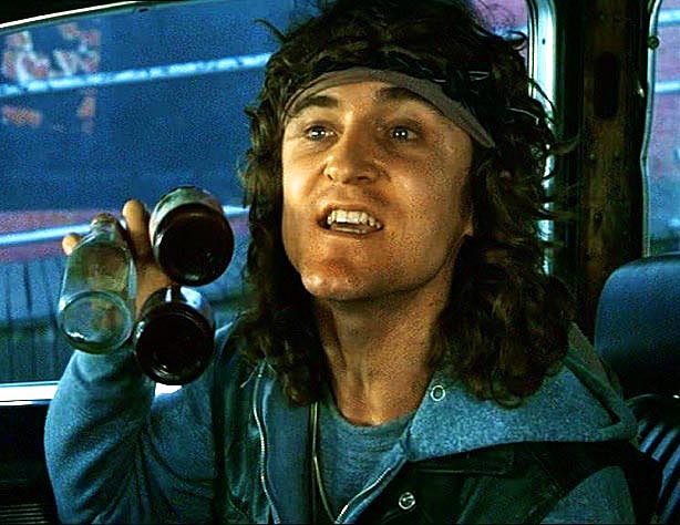 Scoop! Da giovane Gnassi era un metallaro, mentre Lonfernini un paninaro, si riaccende lo scontro con atti di&nbsp;bullismo